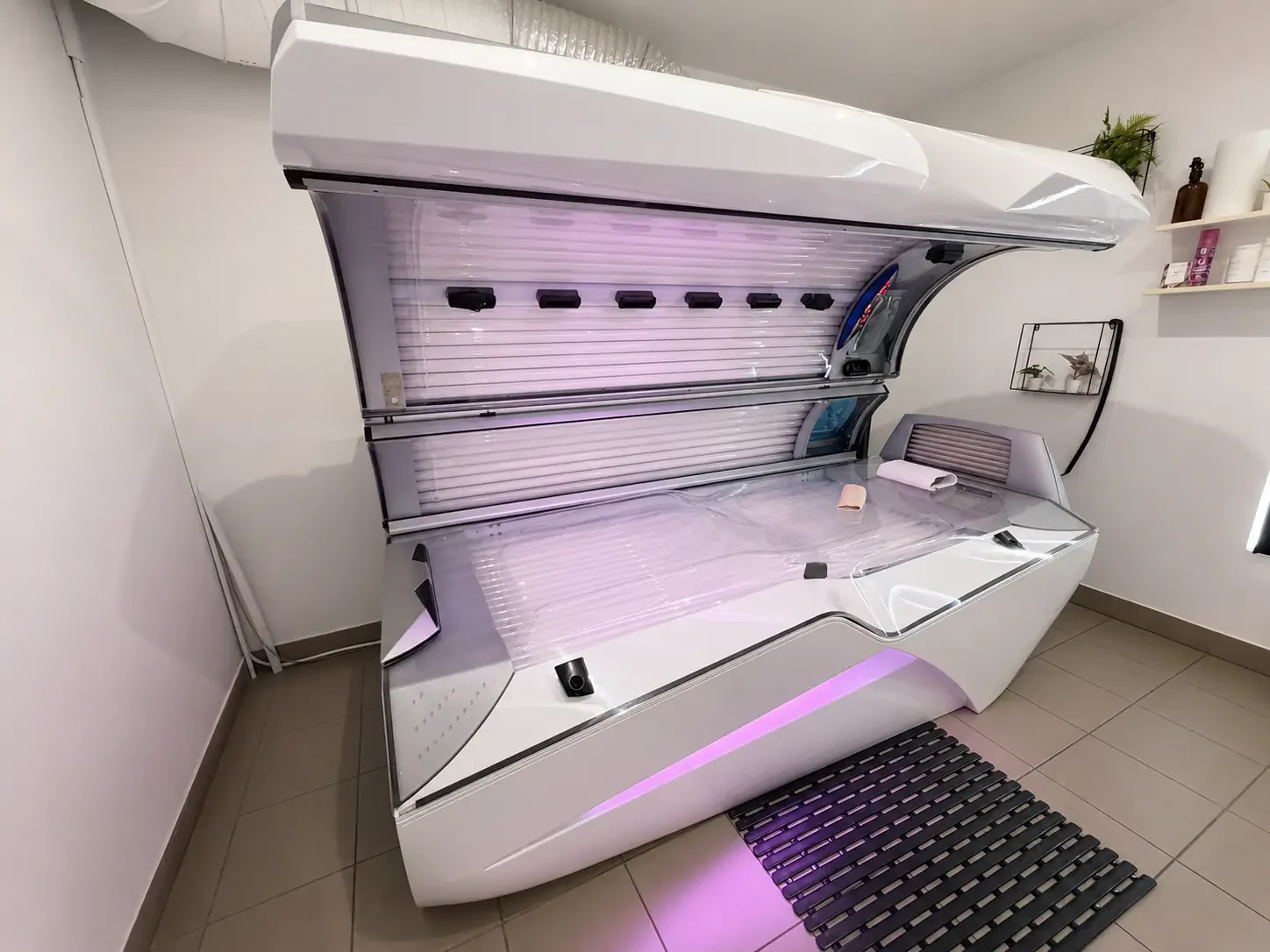 Ergoline Excellence 800 az NRG stúdióban